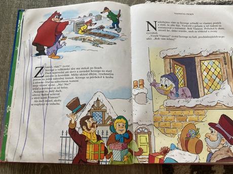 Veselé vianoce s mickey mousom a jeho priateľmi,