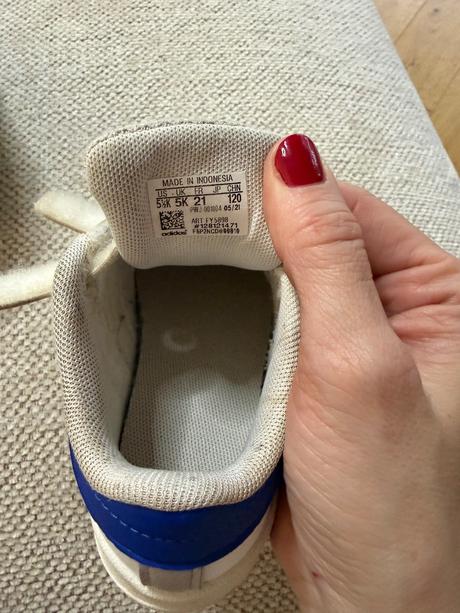 Adidas tenisky, adidas,21