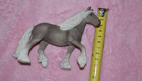 Schleich koníky poškodené,