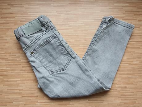 Pohodlne riflicky, h&m,104