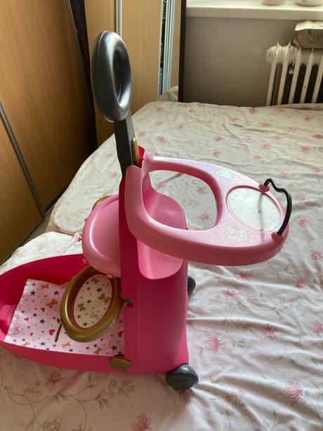 Postieľka sedačka v kufríku pre bábiky baby nurse, 
