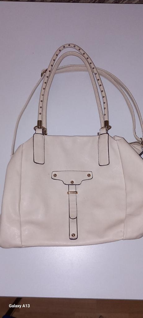 Béžová kabelka,