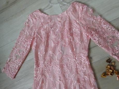 Šaty dámske čipkové 40 v, top top stav, 40