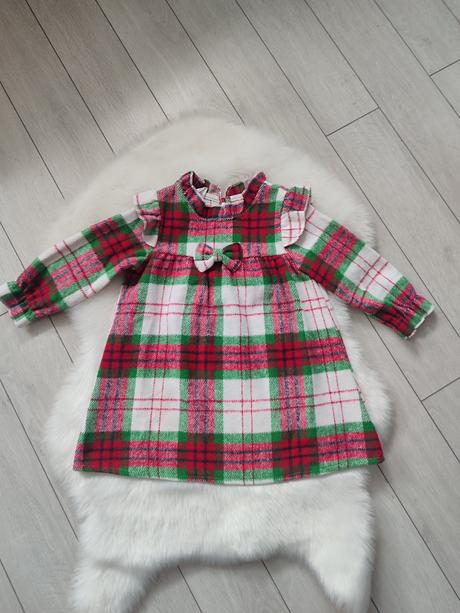 Vianočné šaty, 98