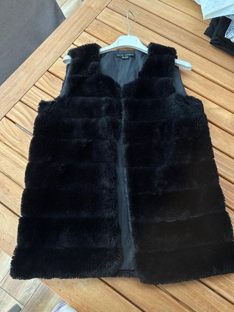 Kožušinková vesta, s