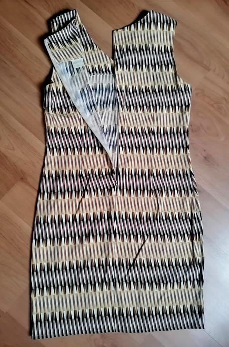 Koktejlove šaty, 36