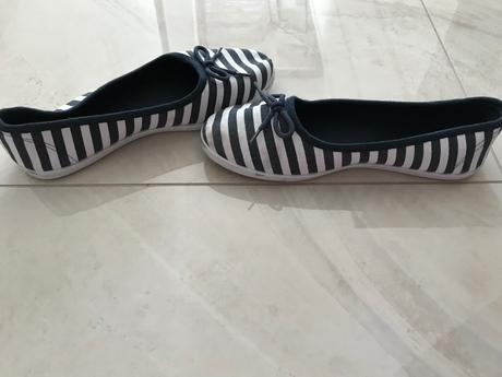 Platené topanky, 37