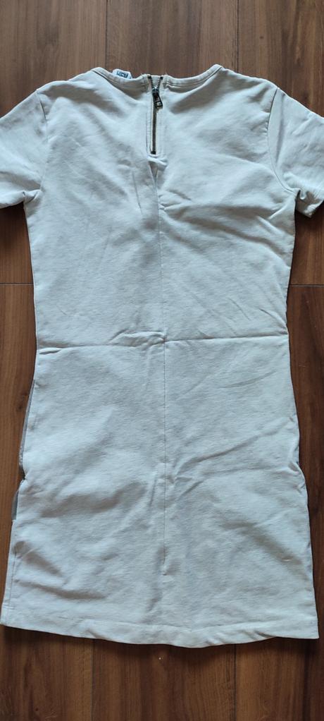 Saty s jelenom, hema,158