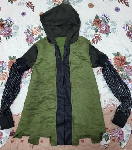 Karnevalový vrchný diel prince of thieves na 10-12, 