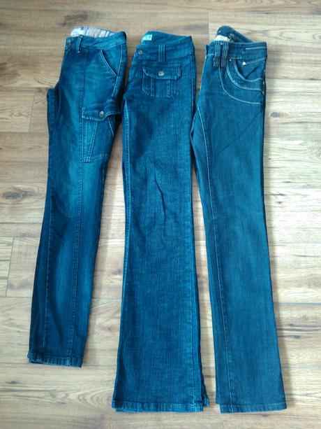 Značkové tmavomodré rifle slim, strech, hippie, s