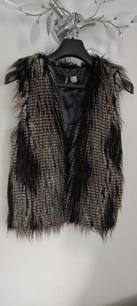 Vesta kozusinova h&m 36, h&m,36