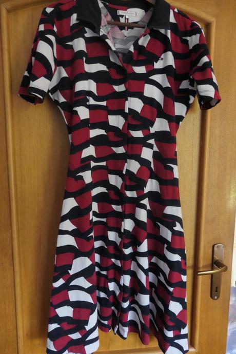 Tommy hilfiger ikonicke,pohodlne,vzdusne,letnem/l, tommy hilfiger,m