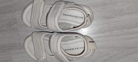 Reserved sandalky, reserved,22