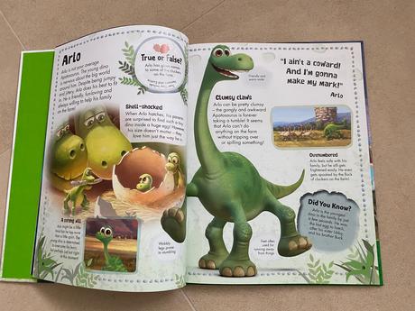 Kniha the good dinosaur,