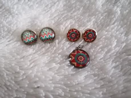 2xnausnice + prívesok,