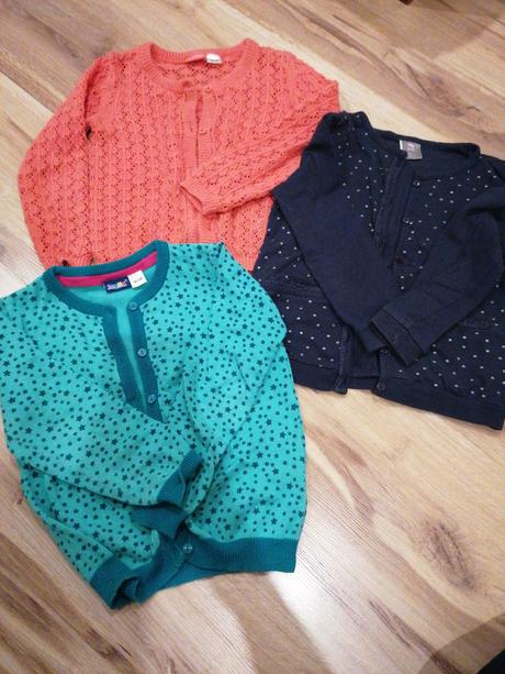 Svetríky, lupilu,104