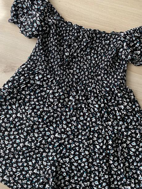 Predám kvietkovany overal, amisu,l