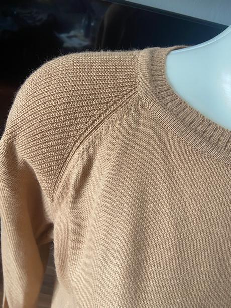 Vlnene kratke šaty, l