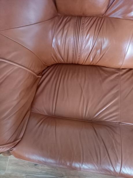 Kožená sedacia suprava, 