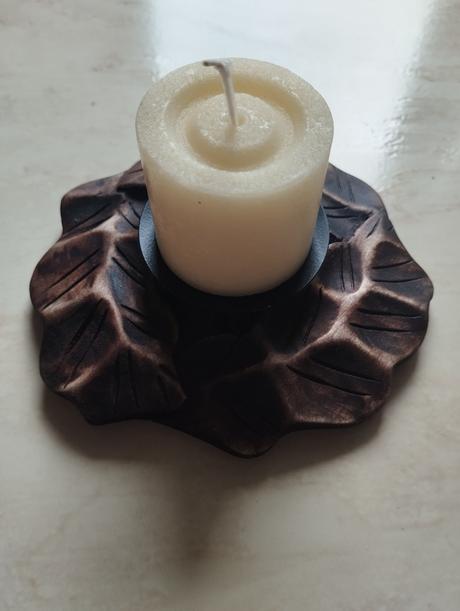 Podstavec na sviecku,