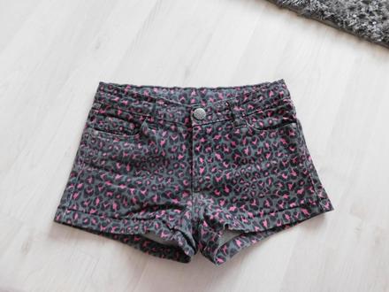Šortky č.140, 140