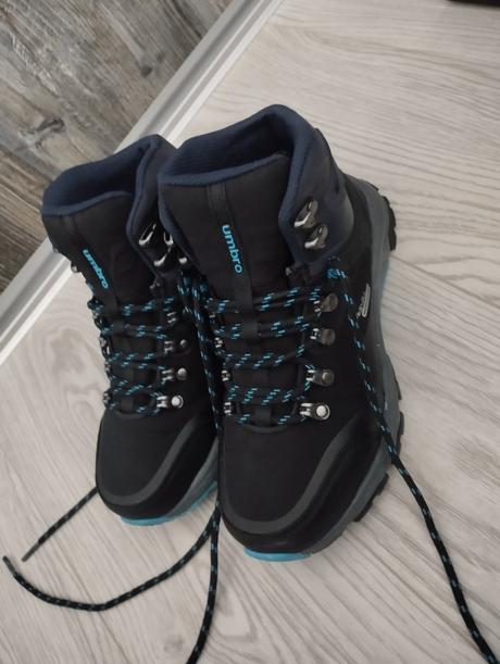 Trekové topánky, umbro,37