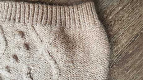 Sveter, reserved,140