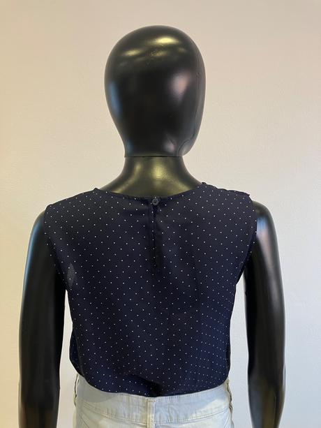 Dámska bodkovaná blúzka s volánom f&f (34), f&f,xs