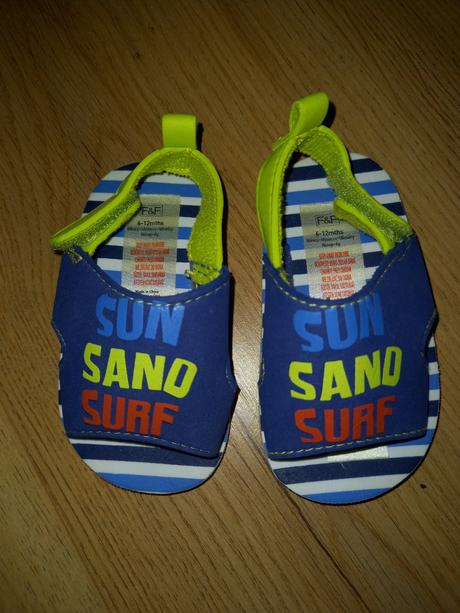 Letne capacky, f&f,20