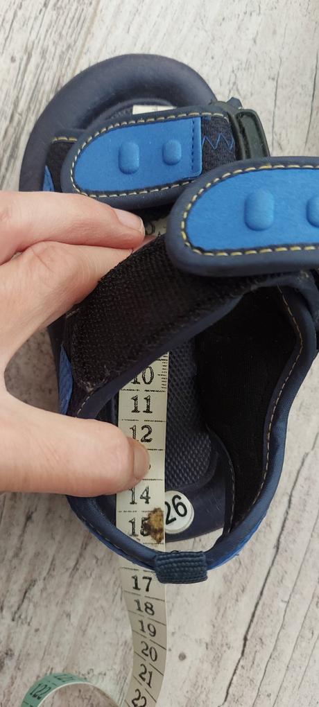 Penové sandálky, 23