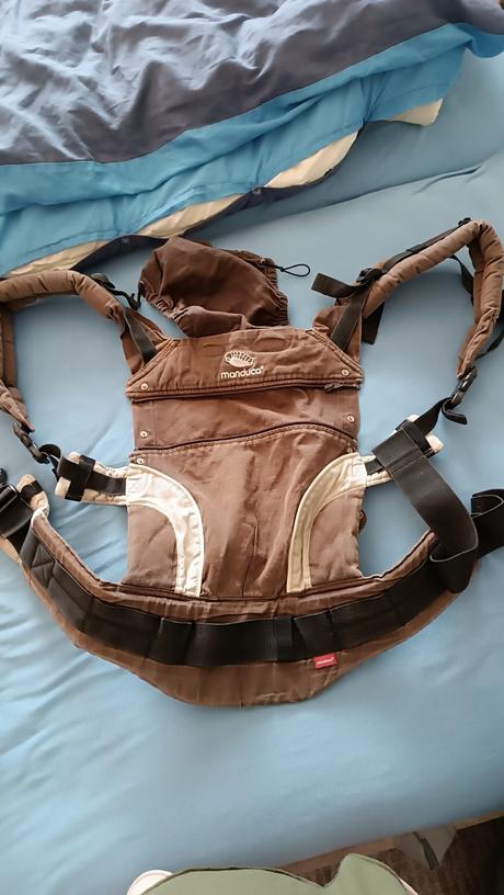 Nosič manduca, manduca