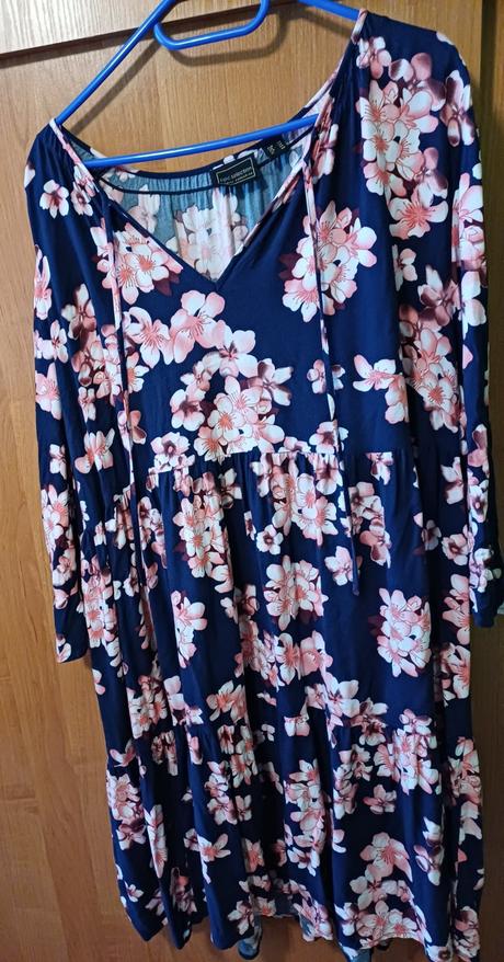 Damske saty z viskozy xxxl, xxxl