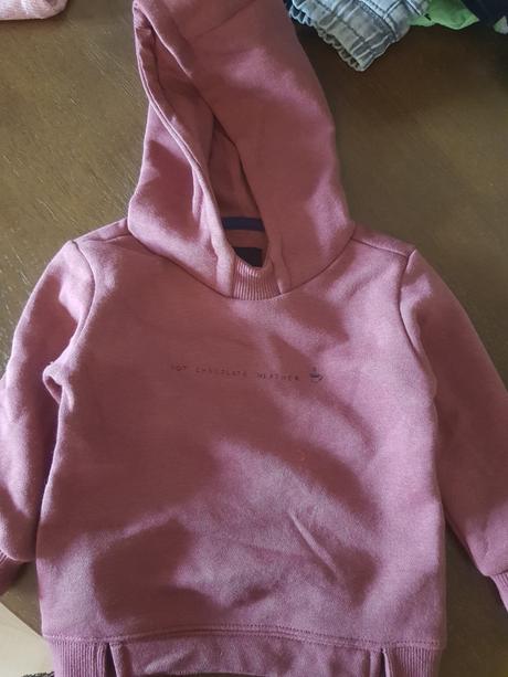 Mikinka reserved, reserved,74