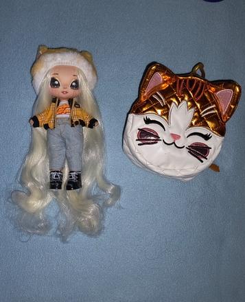 Na na na surprise bábika,