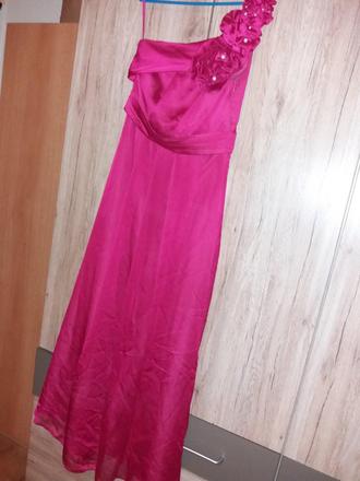 Spolocenske saty, 42