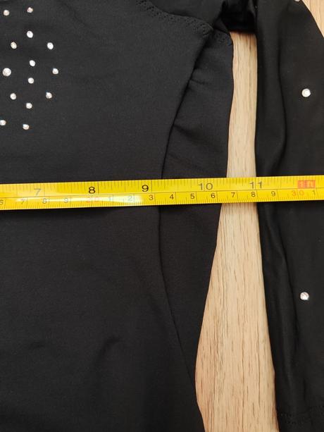 Tanečný overal, 128