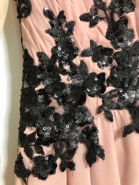 Dlhé spoločenské šaty, s