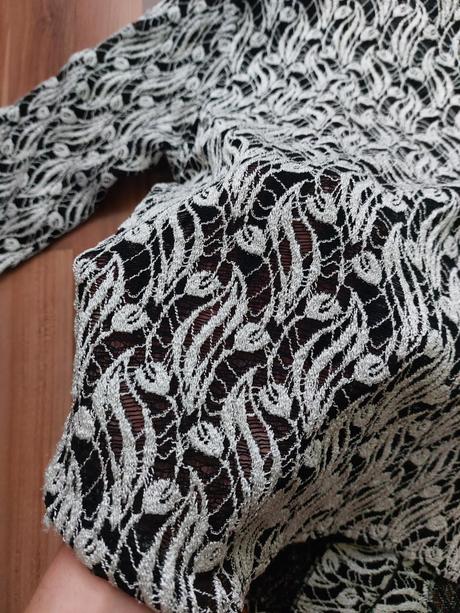 Polopriesvitná blúzka, 40