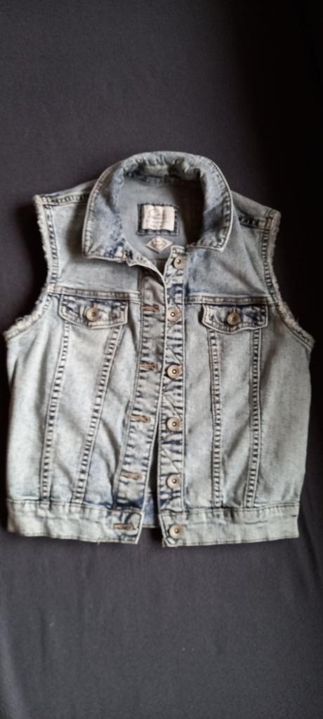 Vesta, clockhouse,xs