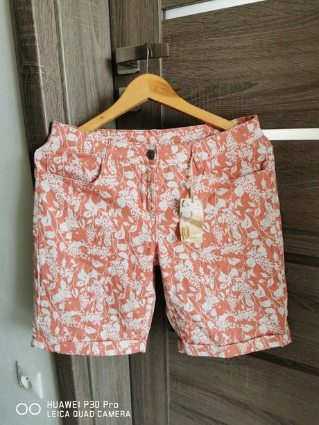 Dámske kraťasy, 38