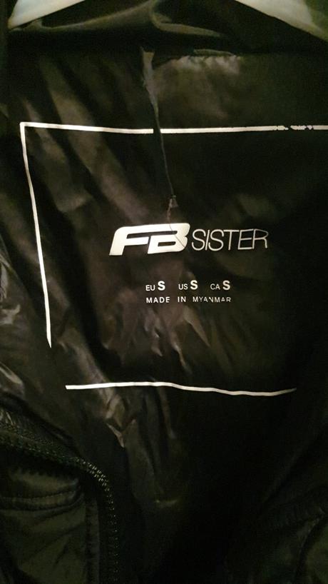 Cierna prechodna bunda, s