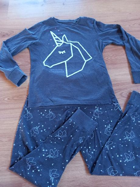 Pyžamo v.146, c&a,146