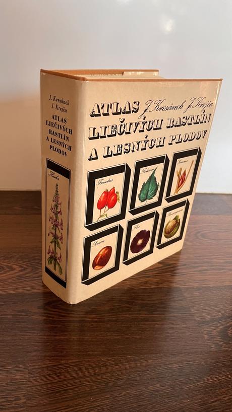 Atlas liečivých rastlín a lesných plodov - r. 1977, 