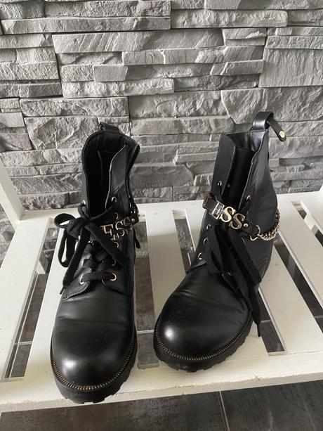 Guess v.38, guess,38