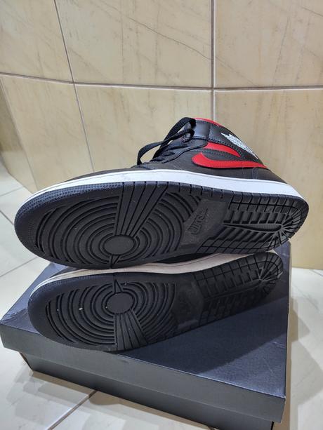 Tenisky jordan, nike,42