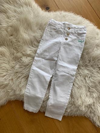 Elegantnejsie biele nohavice, zara,110