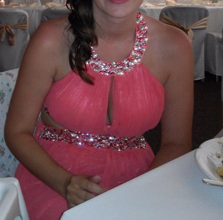 Spoločenské šaty, 38