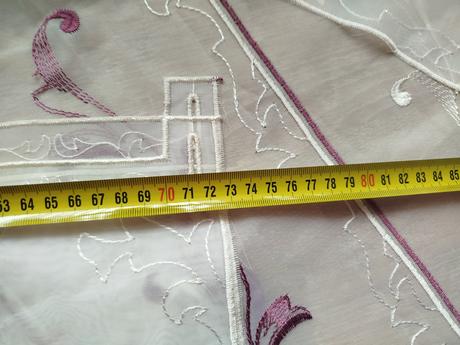 2x vyšívaná záclona, 