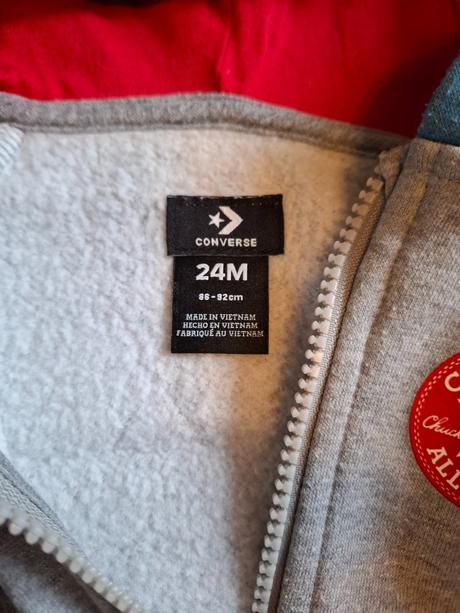 Teplakova súprava, converse,86