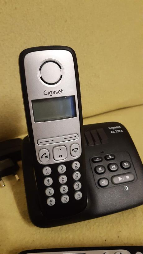 Predám pevnú linku, gigaset al230a nove baterie., 